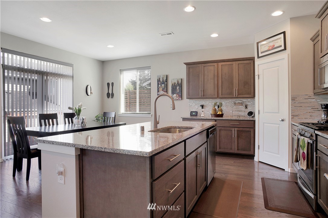 16323 5th Avenue Southeast Bothell, WA 98012 - Photo 10 of 24 Gallery Image 10