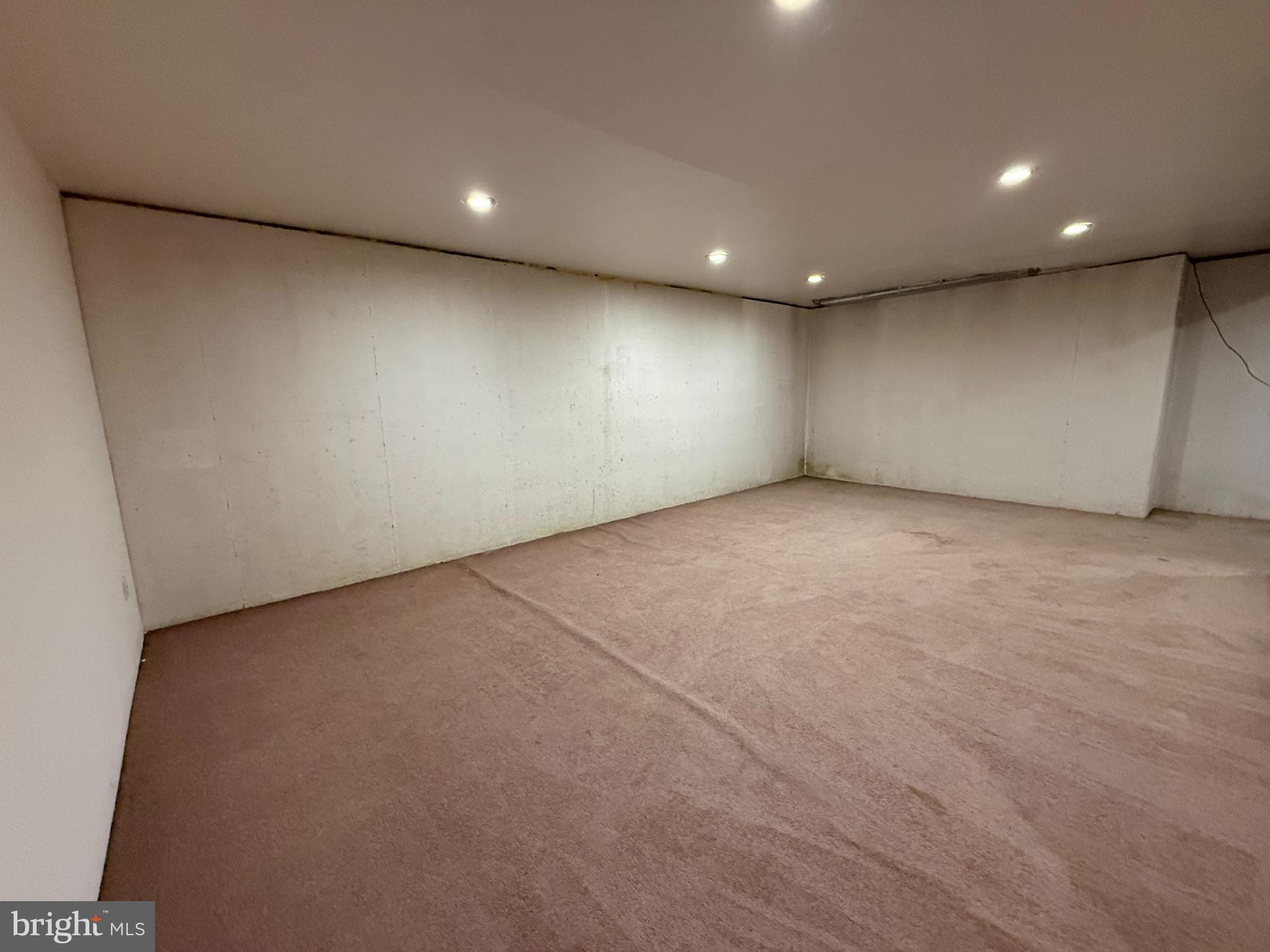 2605 Gramercy Way Mount Laurel, NJ 08054 - Photo 43 of 44 a view of empty room