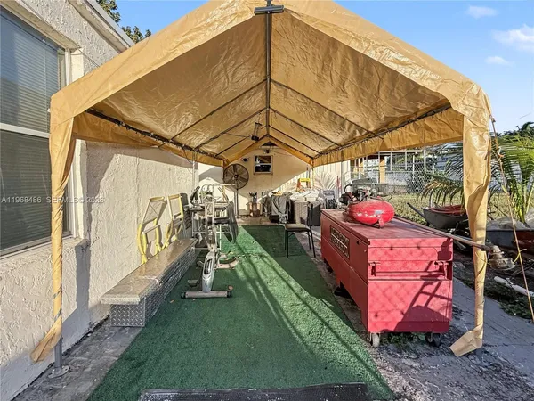 a view of a indoor garage