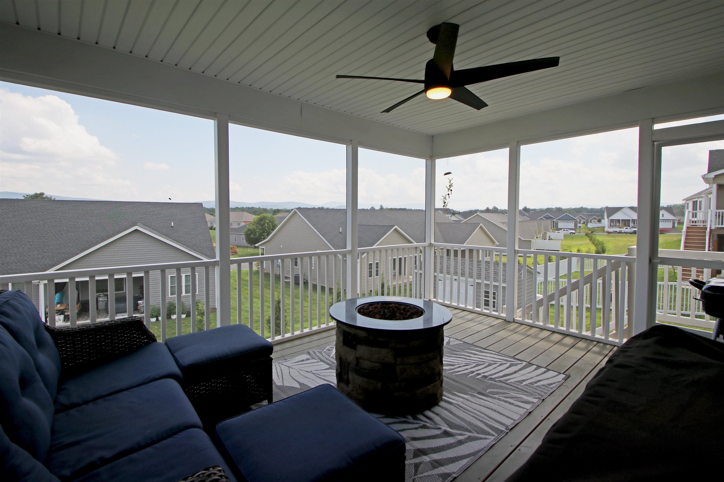 224 Spring Run Lane Waynesboro, VA 22980 - Photo 10 of 46