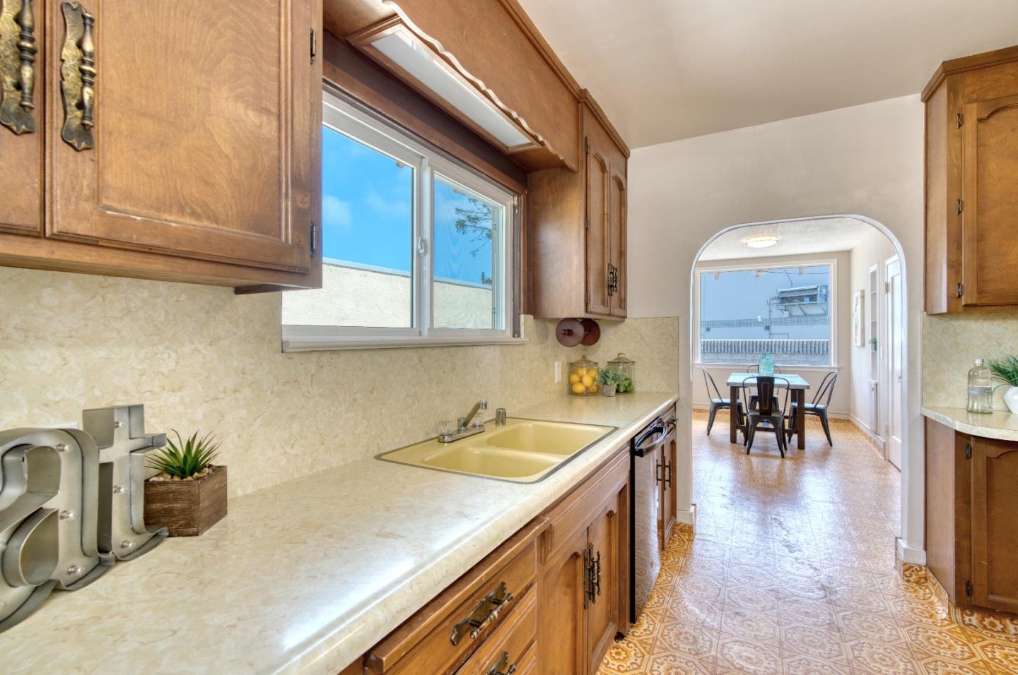 417 Belleville Boulevard Half Moon Bay, CA 94019 - Photo 10 of 27