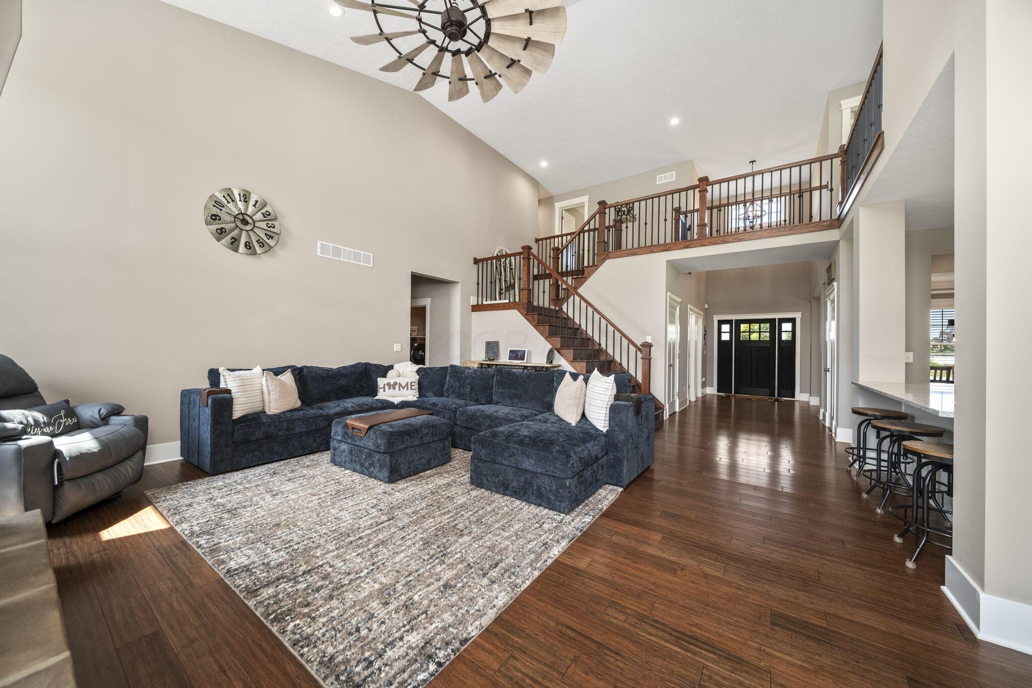 3364 Tschopp Road Northeast Lancaster, OH 43130 - Photo 18 of 80 Open Living Room