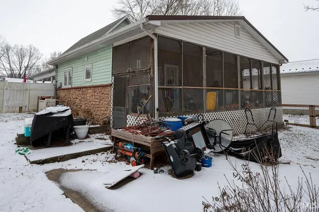 $250,000 | 654 High Street, Wabash, IN 46992