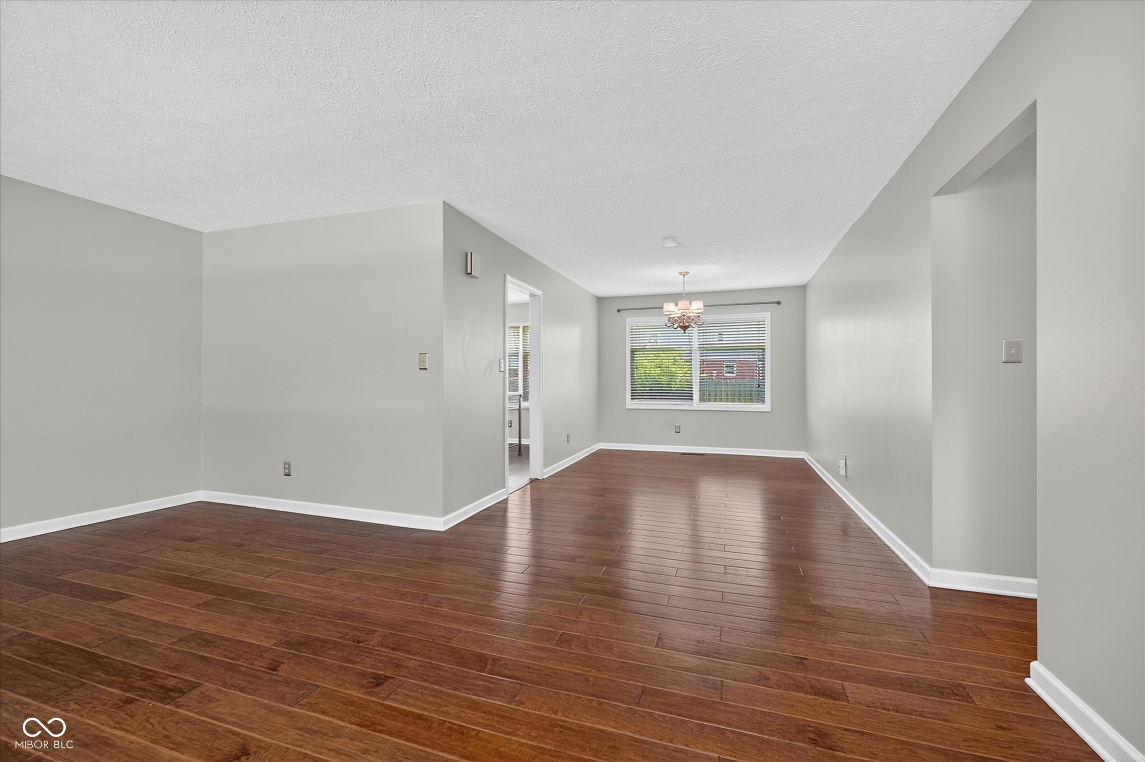 12764 Charing Cross Road Carmel, IN 46033 - Photo 11 of 51