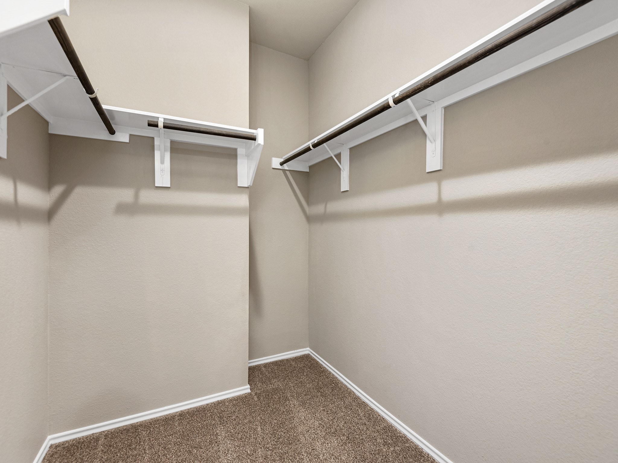 9278 Inland Leather Lane Conroe, TX 77385 - Photo 21 of 35 Primary walk-in closet