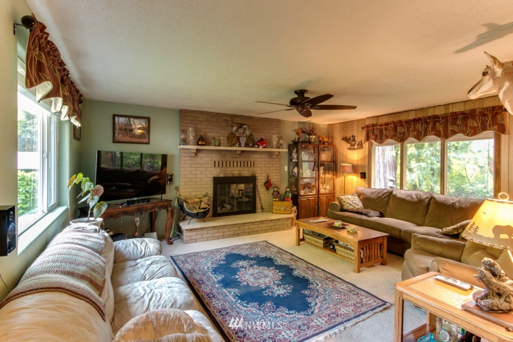 283 Mill Creek Road Longview, WA 98632 - Photo 2 of 24