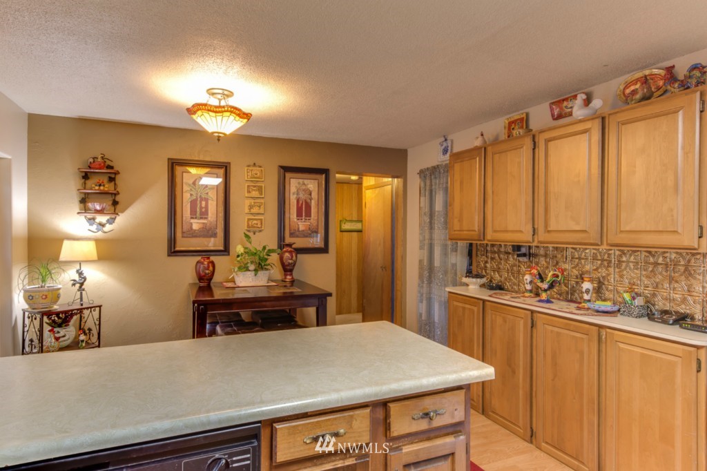 283 Mill Creek Road Longview, WA 98632 - Photo 4 of 24