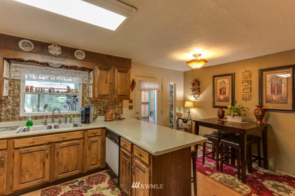 283 Mill Creek Road Longview, WA 98632 - Photo 5 of 24