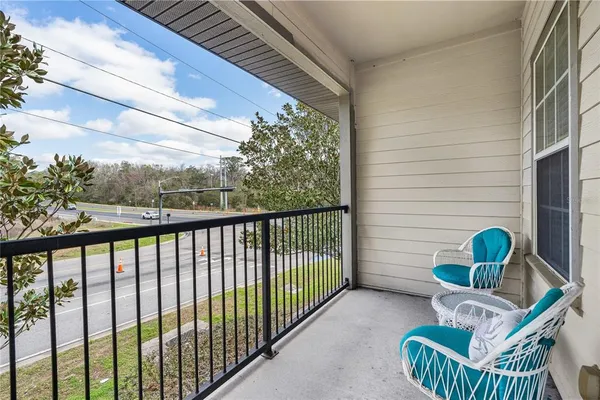 $165,000 | 235 Southeast 16th Avenue, Unit 5, Gainesville, FL 32601