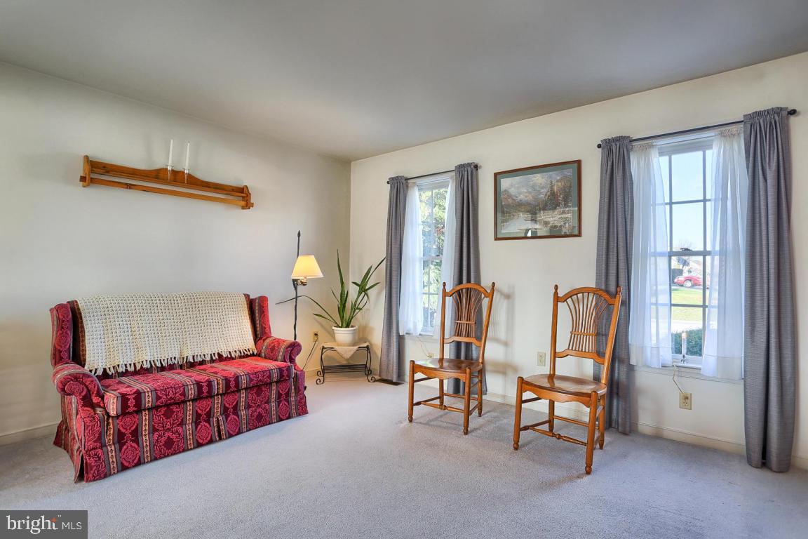 226 Kingsbridge Drive Lititz, PA 17543 - Photo 14 of 47 Gallery Image 14