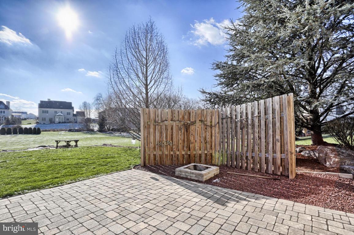 226 Kingsbridge Drive Lititz, PA 17543 - Photo 36 of 47 Gallery Image 36