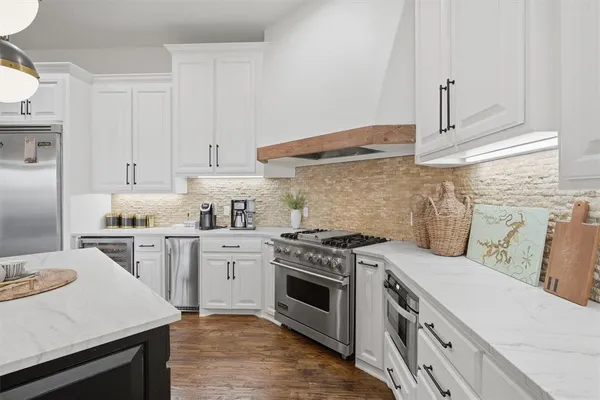 $2,495,000 | 2135 Century Oak Drive, Graford, TX 76449