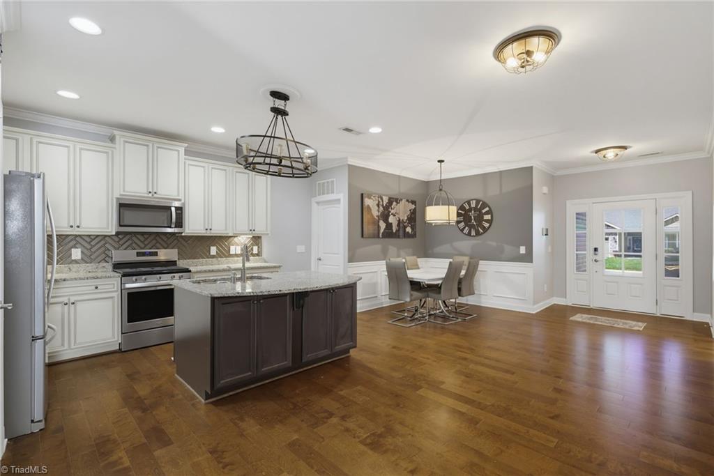 3404 Amber Meadows Road High Point, NC 27265 - Photo 8 of 31 Gallery Image 8