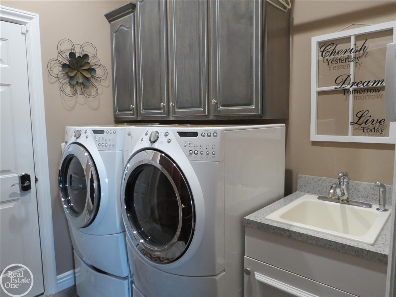 486 South Bartlett Road St. Clair, MI 48079 - Photo 21 of 53 31372117-20.JPG