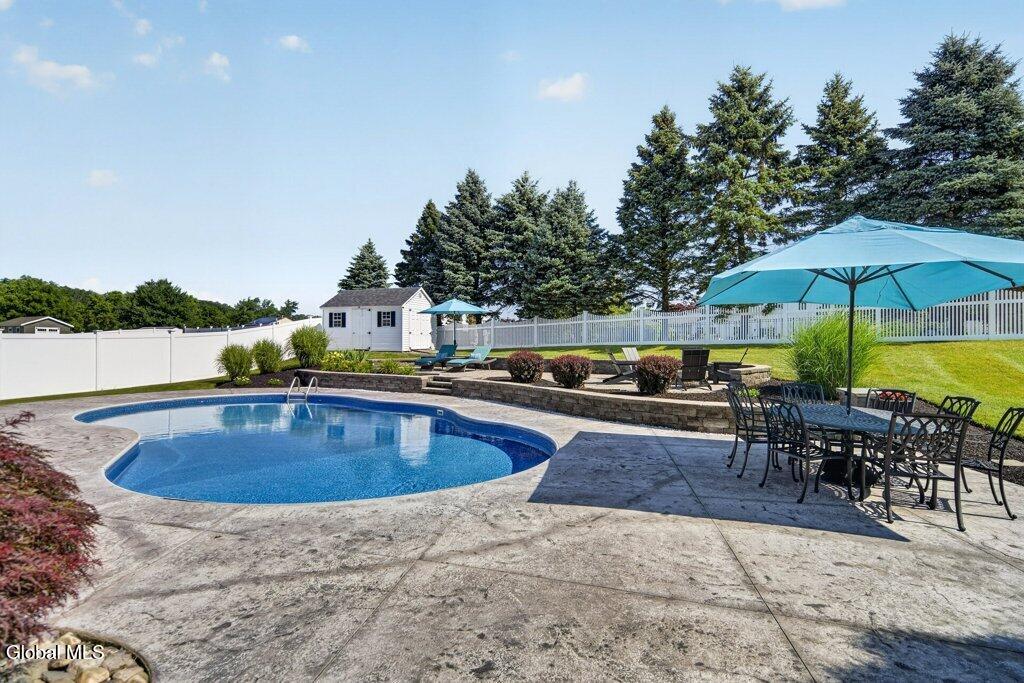 13 Peacham Road Colonie, NY 12189 - Photo 35 of 45 035-DSC01453_m