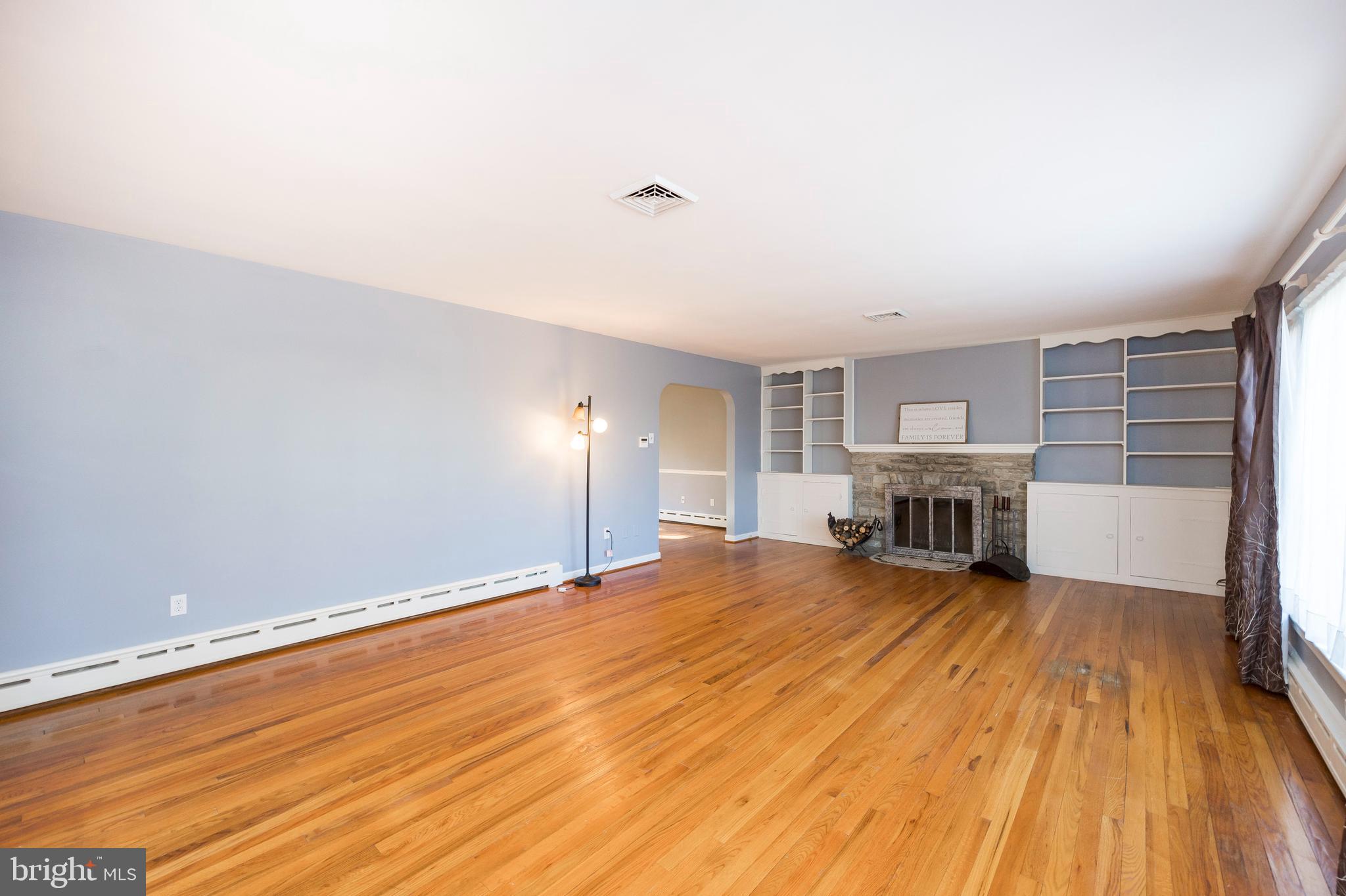 1504 Reed Street Coatesville, PA 19320 - Photo 6 of 33 Living Room