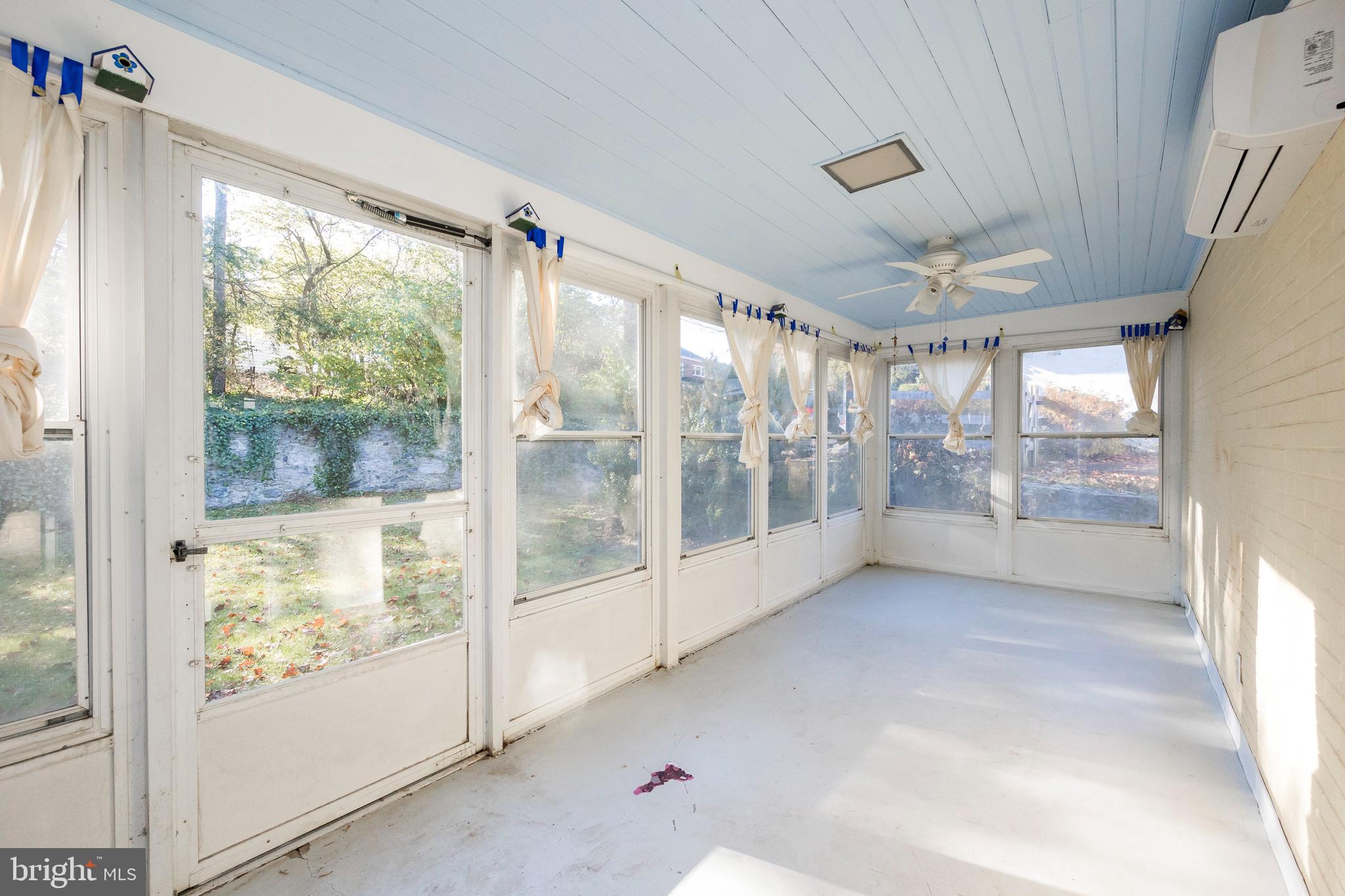 1504 Reed Street Coatesville, PA 19320 - Photo 10 of 33 Sunroom