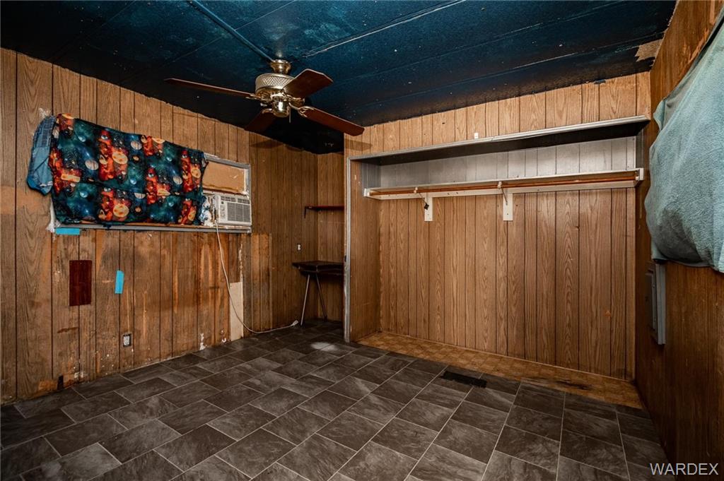 1862 Rio Grande Road Bullhead City, AZ 86442 - Photo 10 of 24 a view of entryway