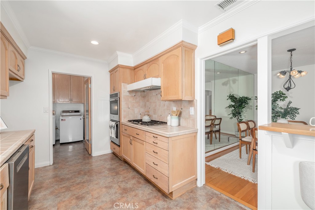 27120 Springcreek Road Rancho Palos Verdes, CA 90275 - Photo 14 of 37