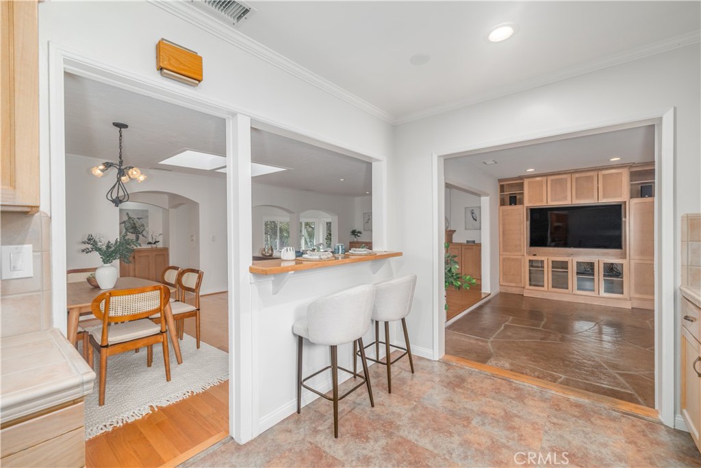 27120 Springcreek Road Rancho Palos Verdes, CA 90275 - Photo 16 of 37