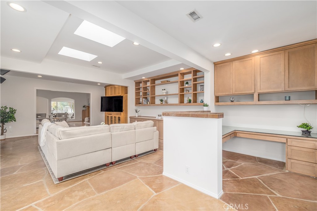 27120 Springcreek Road Rancho Palos Verdes, CA 90275 - Photo 20 of 37 Office space in family room