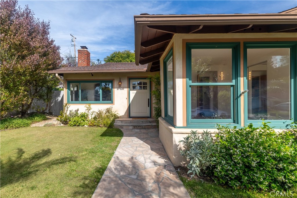 27120 Springcreek Road Rancho Palos Verdes, CA 90275 - Photo 5 of 37