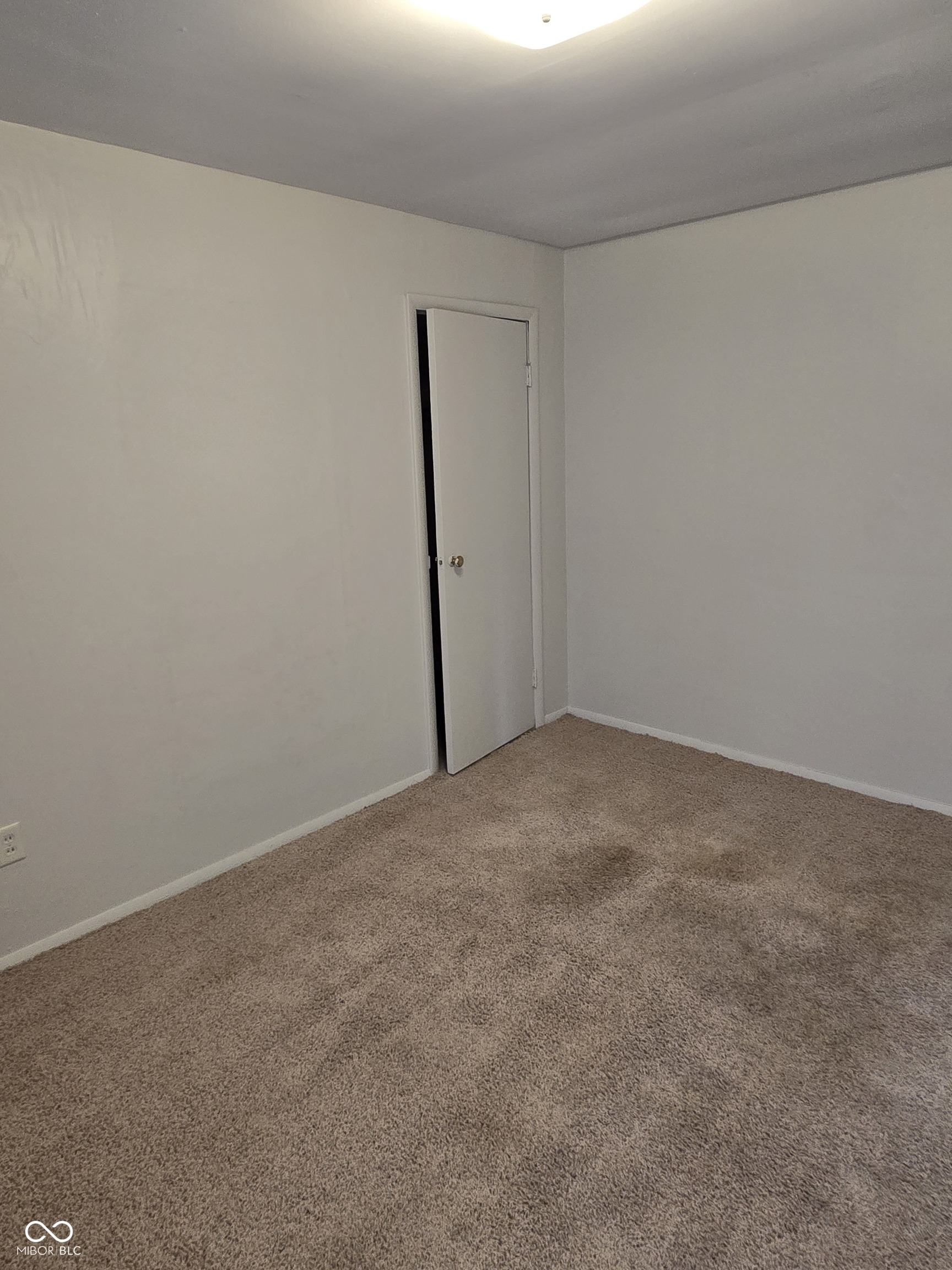 1403 Madison Road Elwood, IN 46036 - Photo 15 of 19