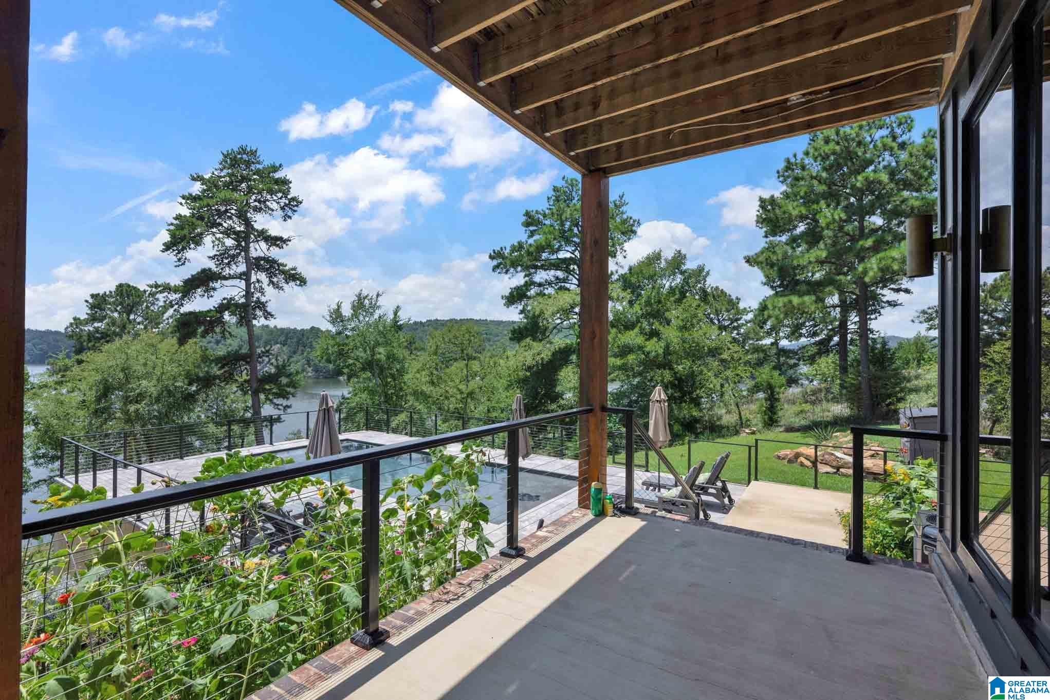 25 Trevas Point Ohatchee, AL 36271 - Photo 7 of 90