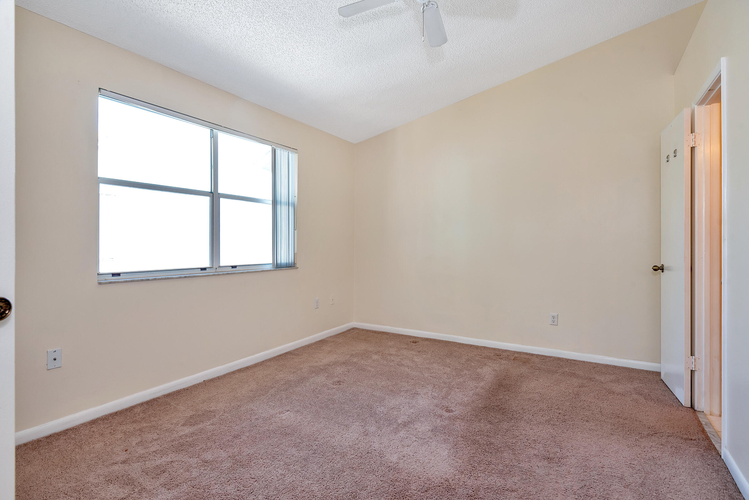 1020 Jeffery Street Boca Raton, FL 33487 - Photo 41 of 56 1020 - 039