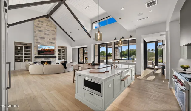 $8,500,000 | 11812 South 71st Street, Tempe, AZ 85284