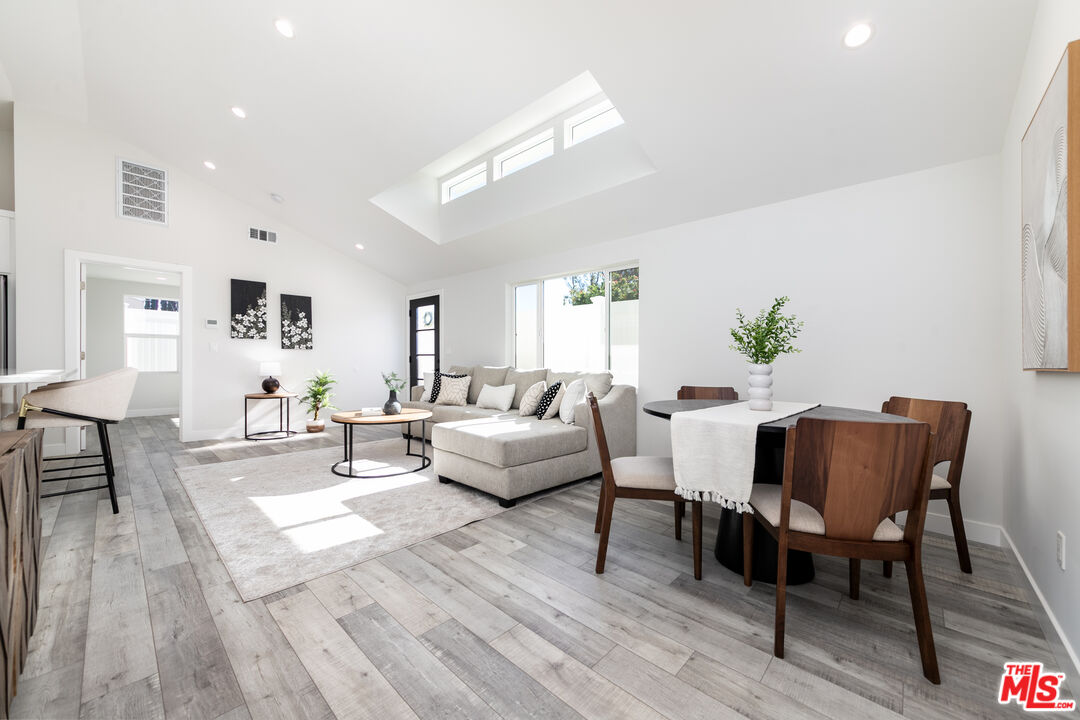 8446 Penfield Avenue Winnetka, CA 91306 - Photo 28 of 38