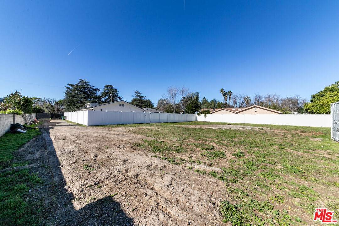 8446 Penfield Avenue Winnetka, CA 91306 - Photo 38 of 38