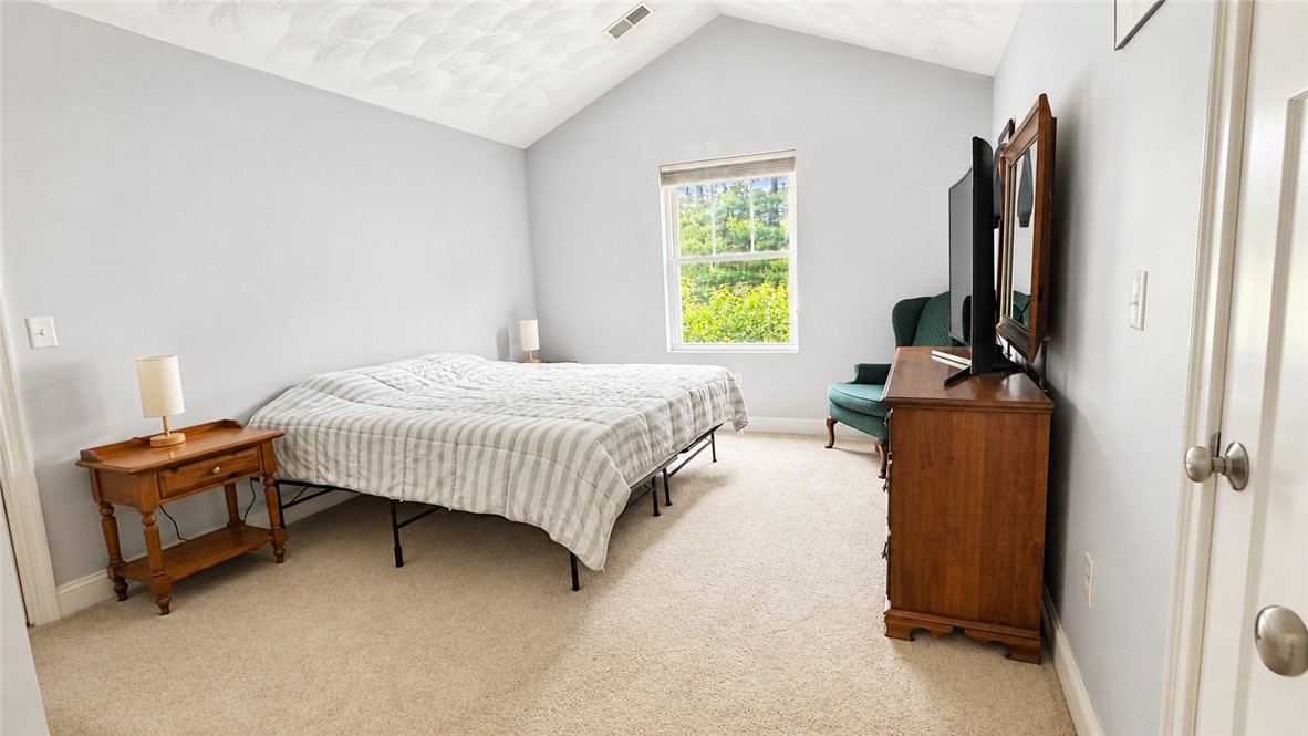 301 West Shore Road, Unit 19 Warwick, RI 02889 - Photo 14 of 41
