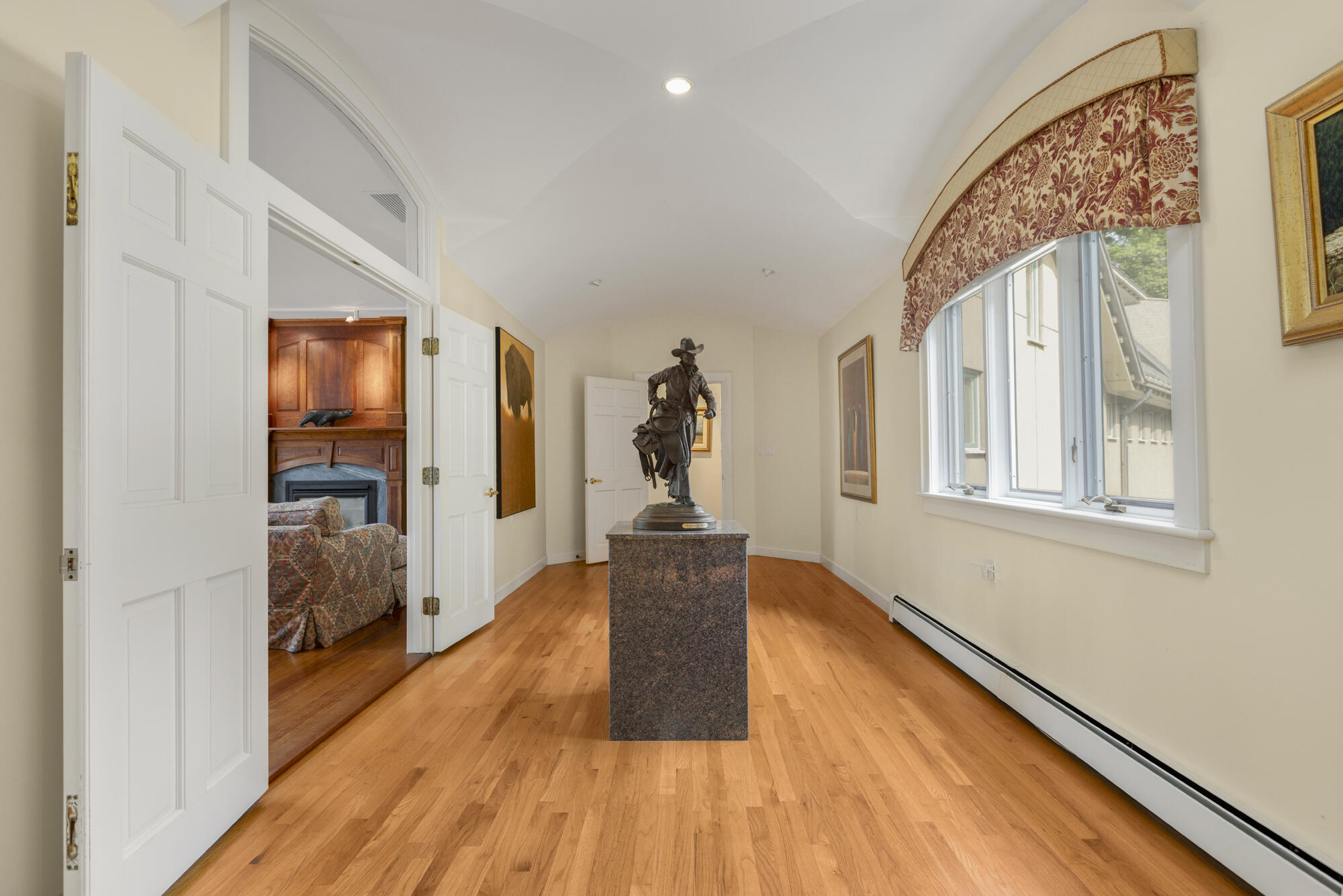 7 LMC Lane Freeport, ME 04032 - Photo 21 of 89 Foyer