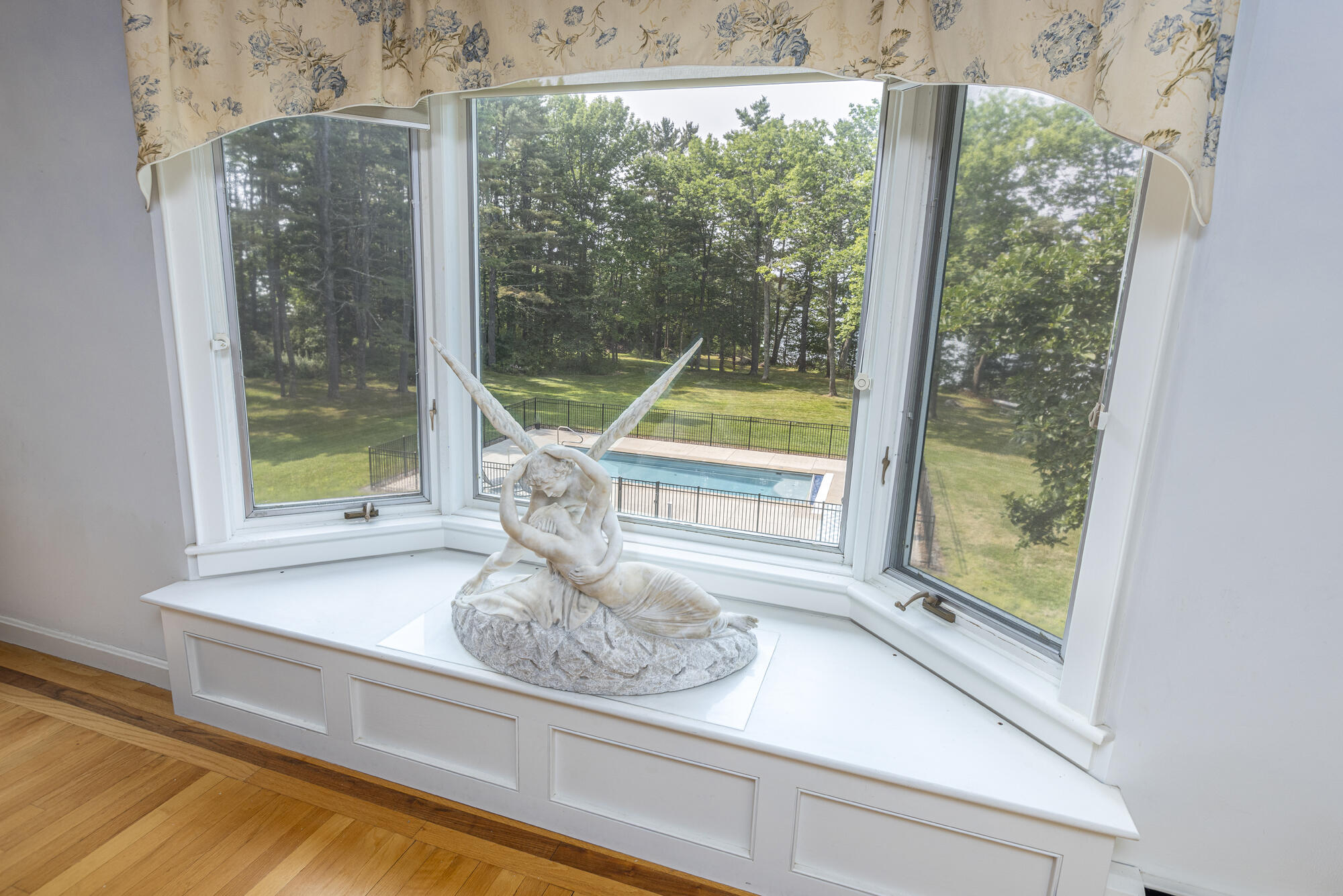 7 LMC Lane Freeport, ME 04032 - Photo 56 of 89 Primary Suite