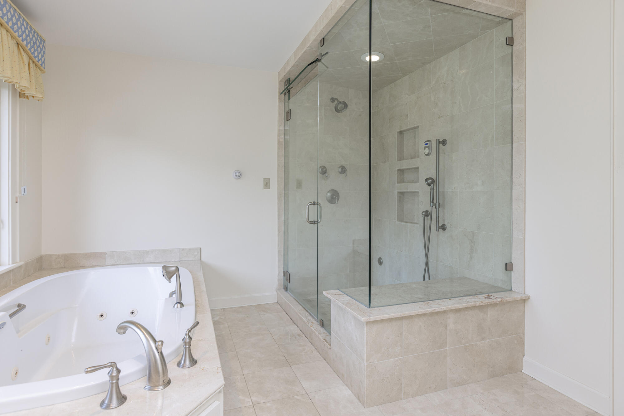 7 LMC Lane Freeport, ME 04032 - Photo 60 of 89 Primary Suite