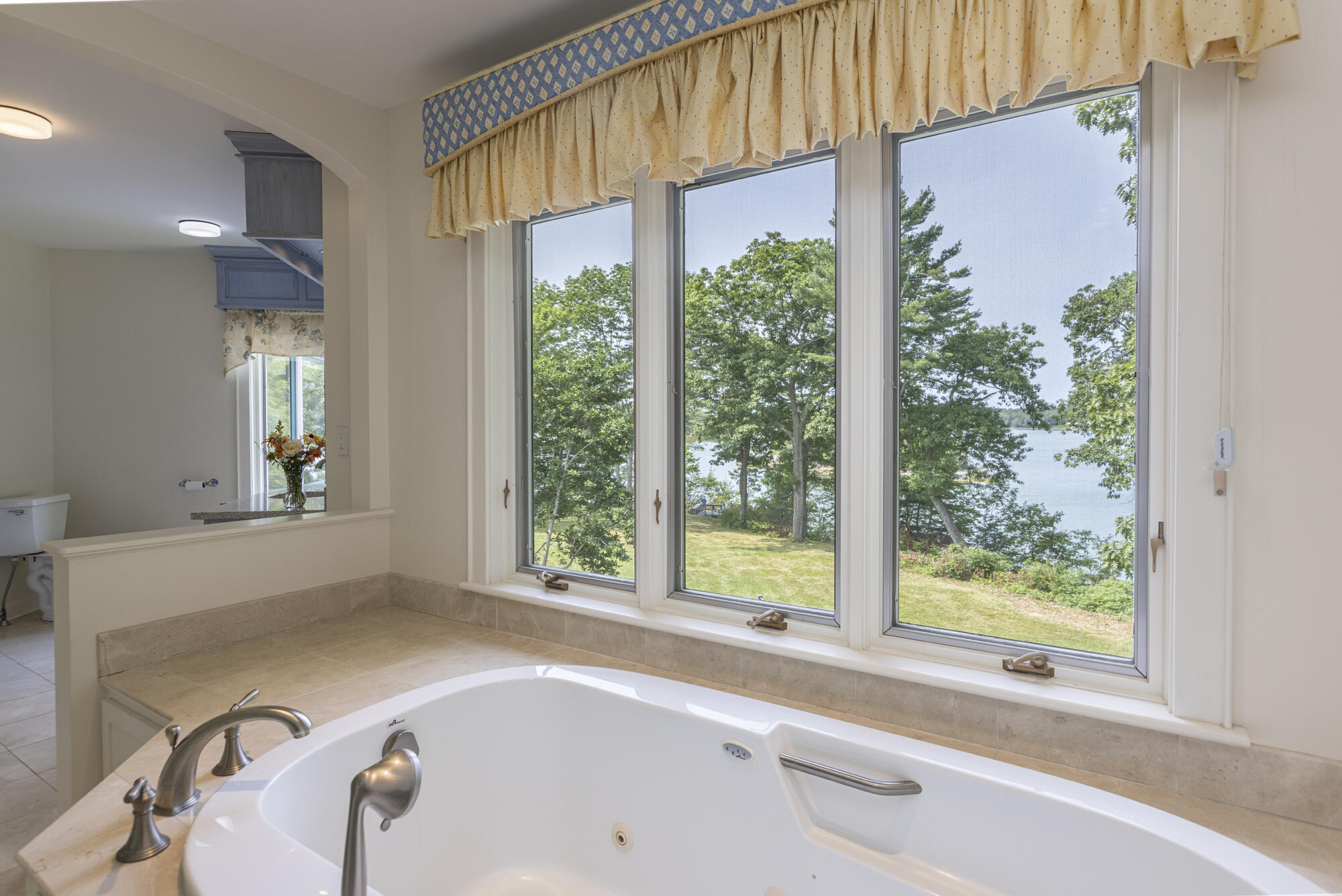 7 LMC Lane Freeport, ME 04032 - Photo 61 of 89 Primary Suite