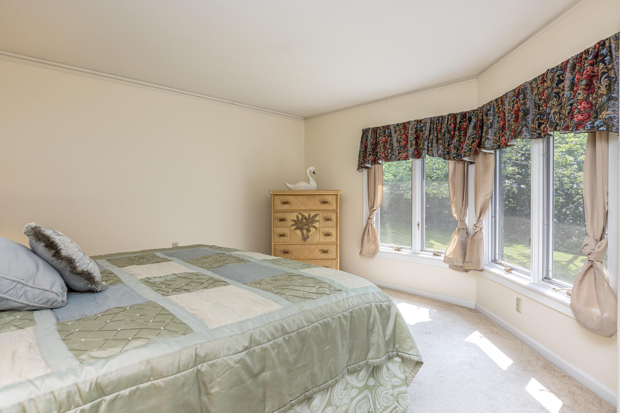 7 LMC Lane Freeport, ME 04032 - Photo 71 of 89 Second Floor Bedroom Suite