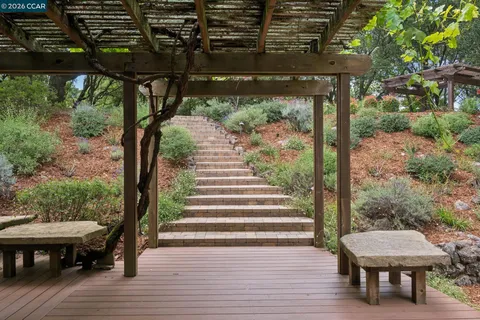 $2,795,000 | 41 Kellie Ann Court, Orinda, CA 94563