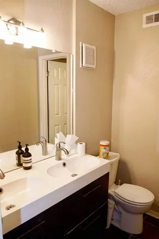 $1,900 | 919 South Weatherred Drive, Unit 135, Richardson, TX 75080