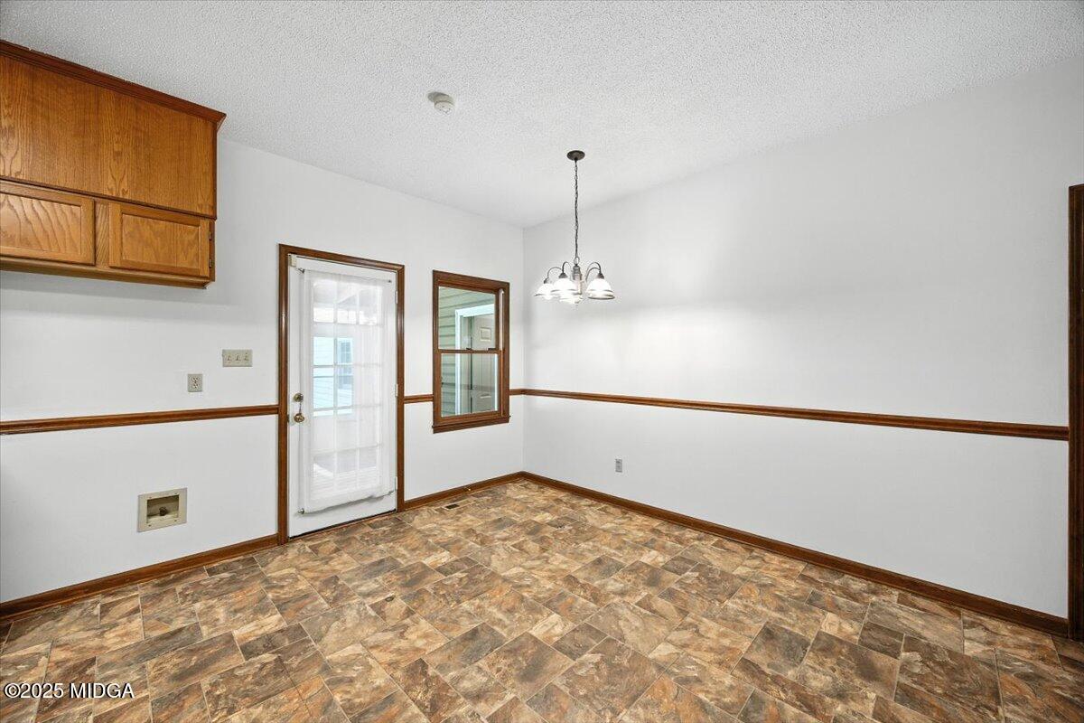 311 Country Creek Road Macon, GA 31220 - Photo 10 of 40 10