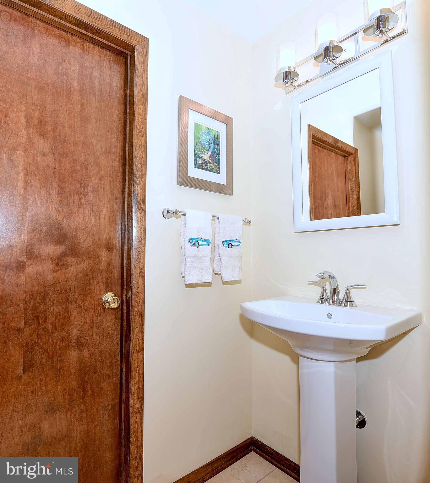 4516 Meadowcliff Road Glen Arm, MD 21057 - Photo 17 of 29 Main Level Powder Room