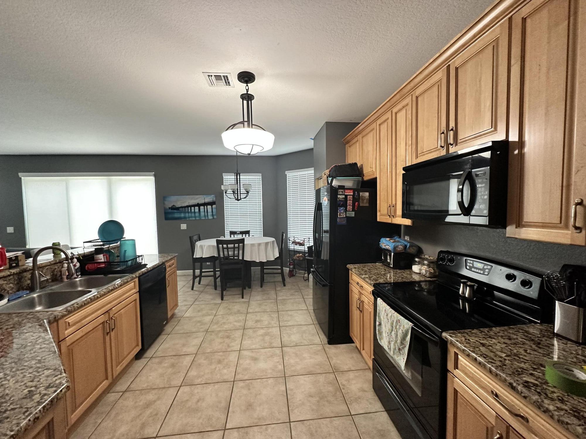 5525 Spanish River Road Fort Pierce, FL 34951 - Photo 12 of 39 IMG_9568