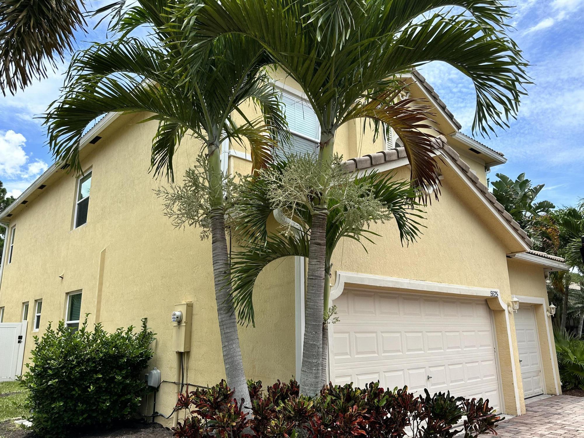 5525 Spanish River Road Fort Pierce, FL 34951 - Photo 5 of 39 IMG_9560