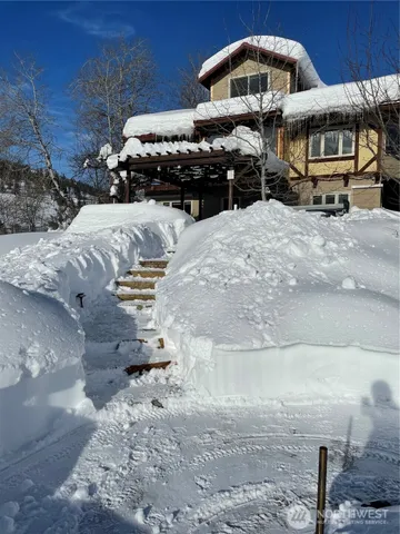 $1,050,000 | 57 Lealand Lane, Winthrop, WA 98862