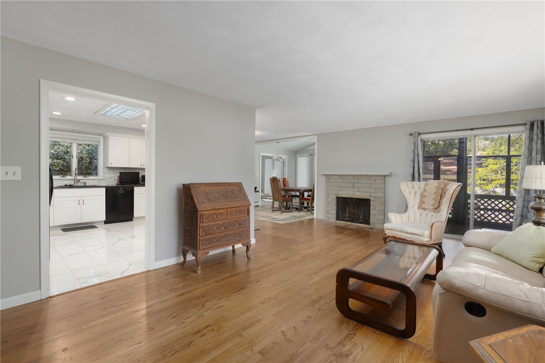 58 Rip Van Winkle Circle Warwick, RI 02886 - Photo 16 of 39