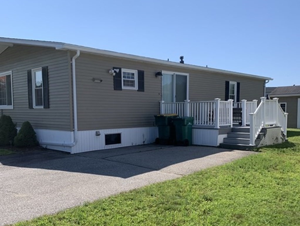 10 Queens Road Attleboro, MA 02703 - Photo 2 of 21 Gallery Image 2