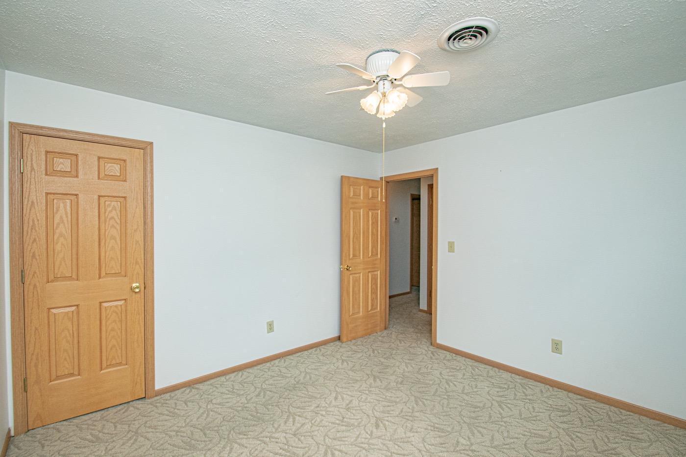 944 Lynch Road Eaton, OH 45320 - Photo 16 of 26 Gallery Image 16
