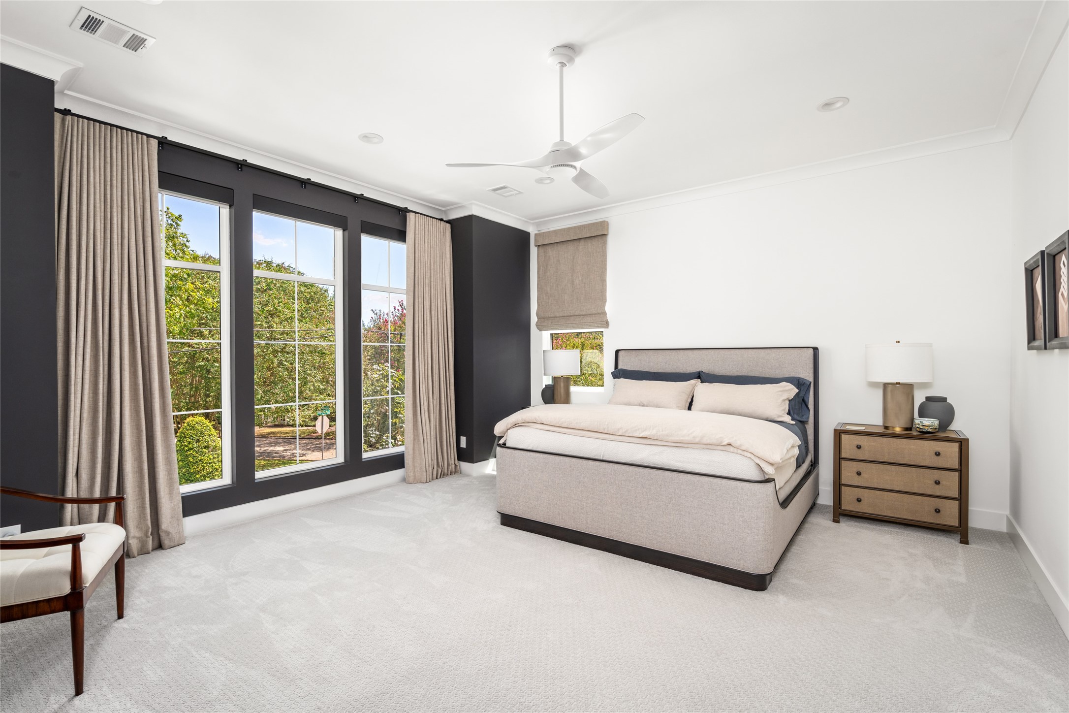 1728 Ridgewood Street Houston, TX 77006 - Photo 25 of 43 Gallery Image 25