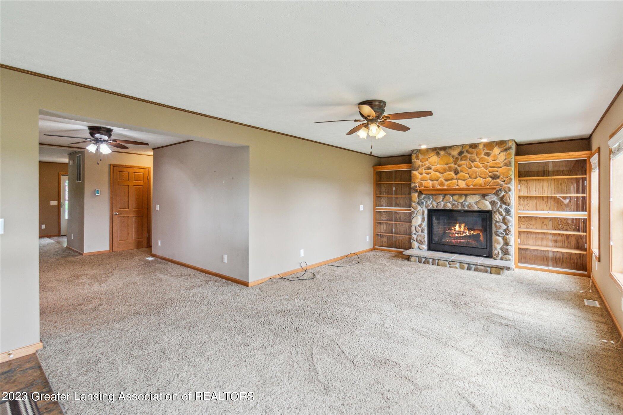 6292 North Watson Road Elsie, MI 48831 - Photo 14 of 72 14-6292-N-Watson-Rd-Elsie-MI-48831-Windo